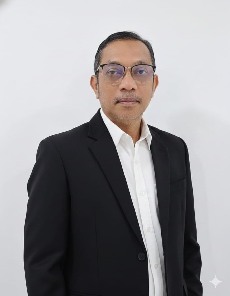 Dr. Ismul Fakhri Lubis SE, M.M